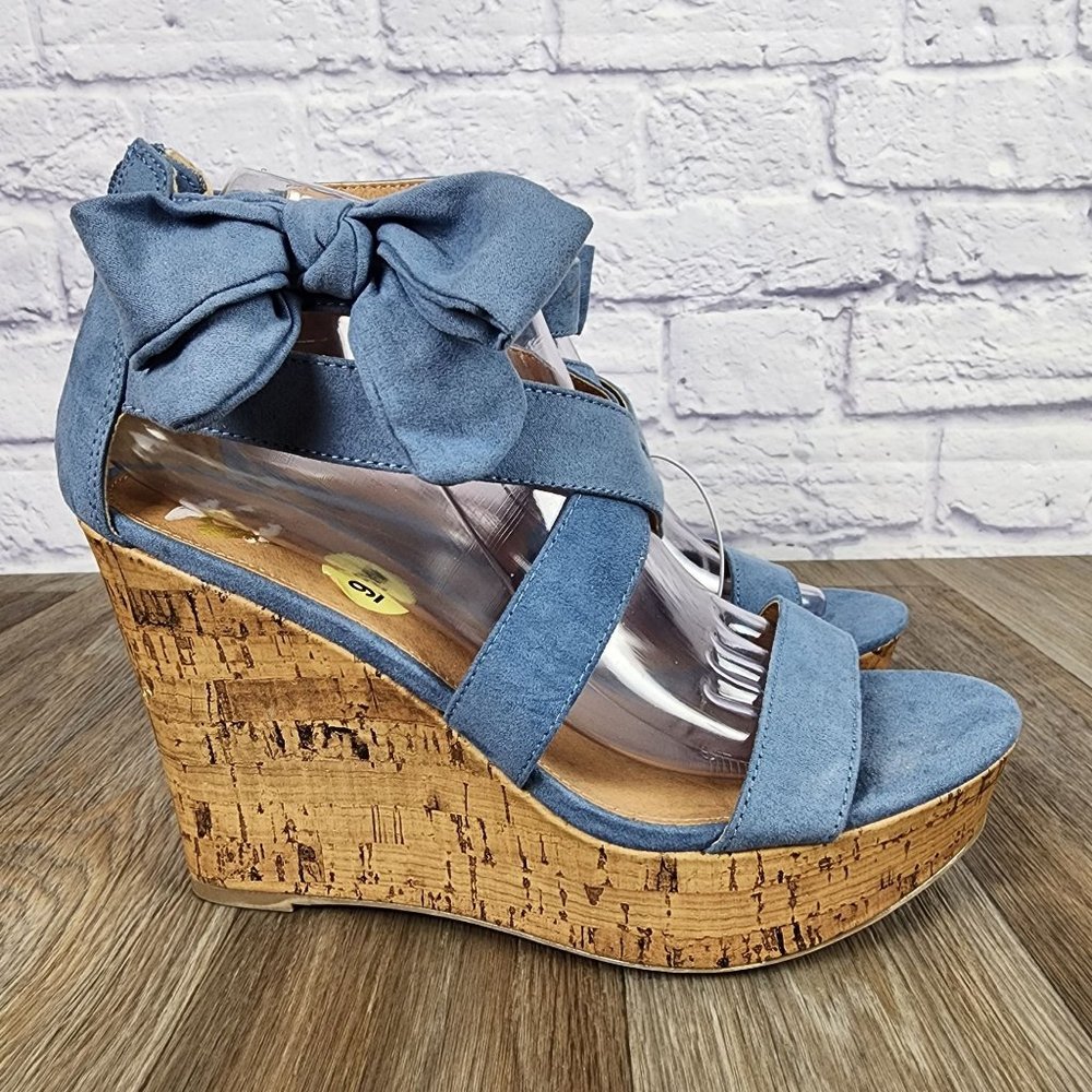 Report Women's Size 9W Blue Faux Suede Bow Cork Heel Wedge Platform Sandals